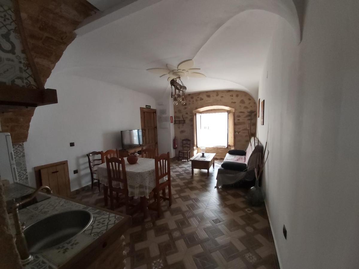 La Casina De Carmina Apartamento Arroyomolinos de Montánchez Exterior foto